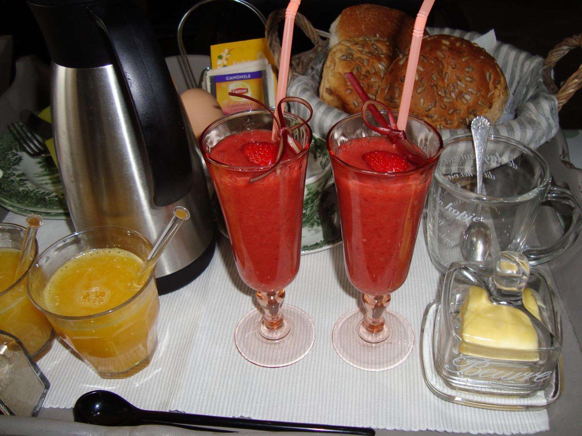 אלבורח Bed And Breakfast De Zwanebloem מראה חיצוני תמונה